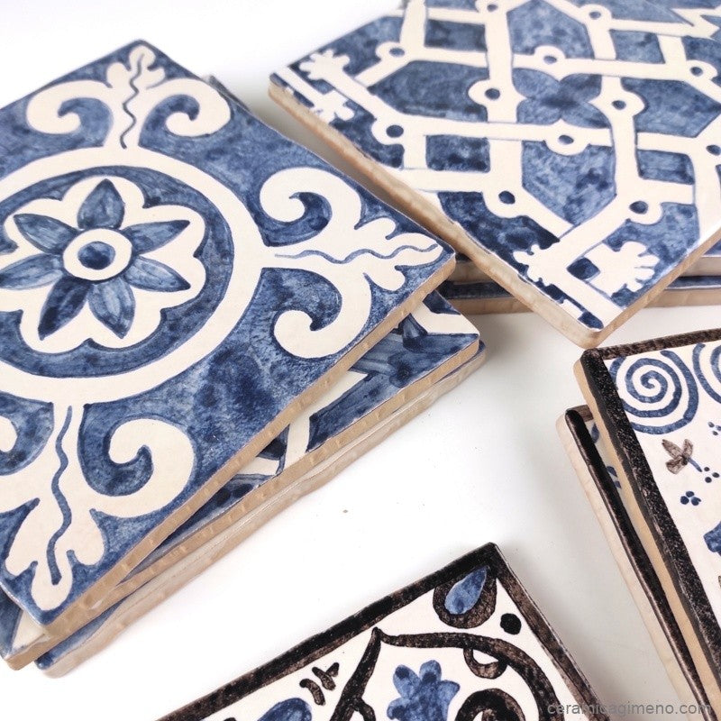 VENDIDO 80 azulejos15x15 cm Medievales surtidos.