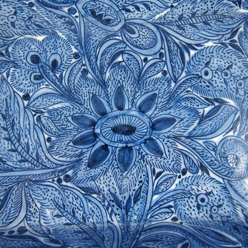 Fuente Floral Azul
