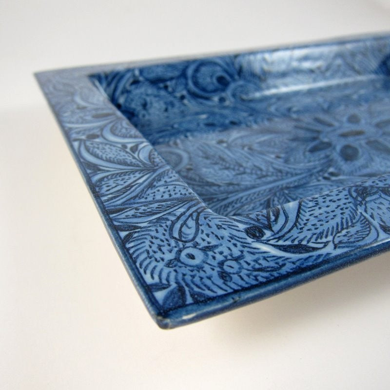 Fuente Floral Azul