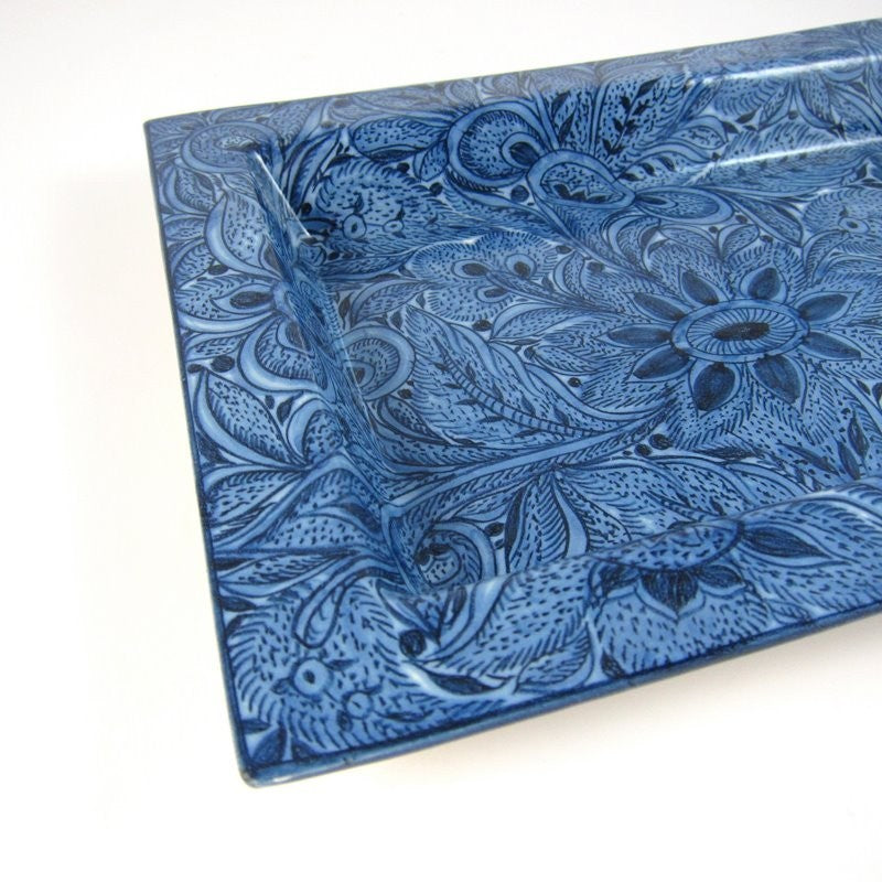 Fuente Floral Azul